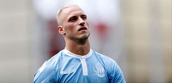 Arnautovic signs four-year extension with Stoke