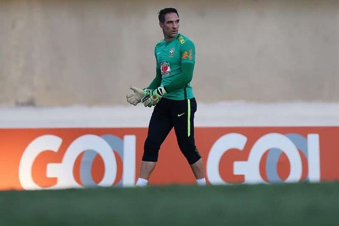 Brazil to replace keeper after injury forces out Prass