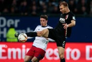 Ragnar Klavan in action against Hamburger SV