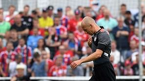 Bayern midfielder Robben sidelined for six weeks with injury