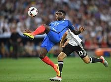 Barcelona officially sign Samuel Umtiti from Lyon for €25 million