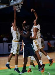 Chennai Slam and Haryana Gold players in action