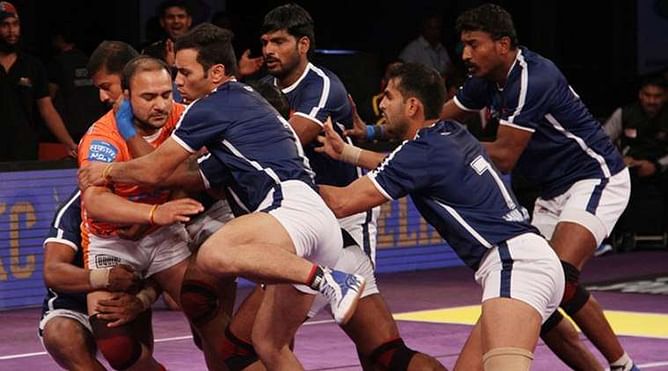 Pro Kabaddi 2016, Season 4 - Live Match Telecast: Dabang Delhi vs Bengaluru Bulls, PKL Season 4 match online at Starsports.com