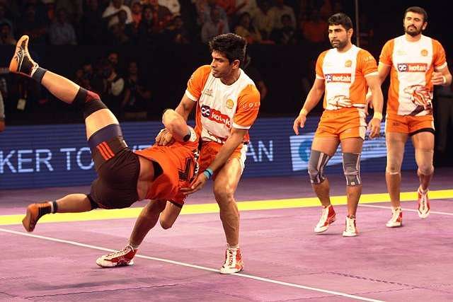 Top 5 Pro Kabaddi League players who are as good in defense as in attack