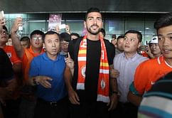 Italian striker Graziano Pelle joins Chinese club Shandong Luneng