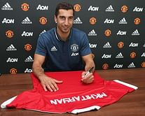 Manchester United complete Henrikh Mkhitaryan signing from Borussia Dortmund