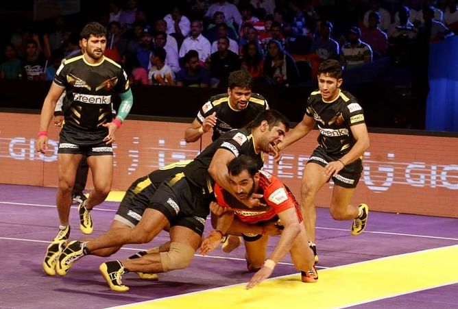 Top 5 defenders from week 4 of Pro Kabaddi League season 4