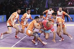 Pro Kabaddi 2016, Season 4 - Live Match Telecast: Bengaluru Bulls vs Puneri Paltan, PKL Season 4 match 17 online at Starsports.com