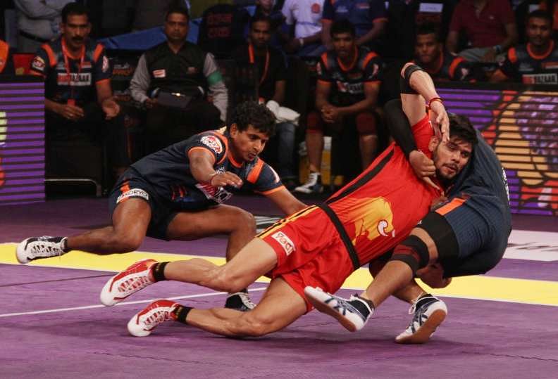 Bengaluru Bulls&acirc; Rohit Kumar in action against Bengal Warriors&Acirc;&nbsp;