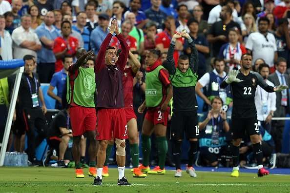 Euro 2016 Final: How Cristiano Ronaldo motivated his teammates during half time