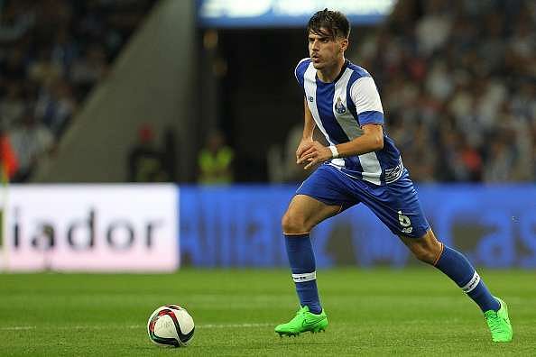 Rumours: Manchester United and Liverpool battle for Ruben Neves