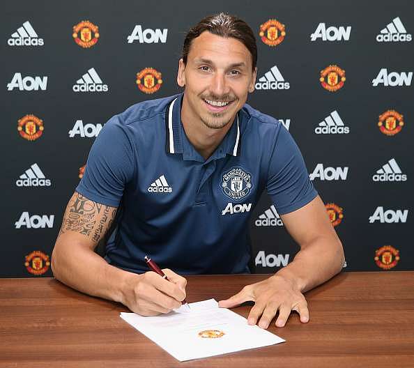 Bryan Robson wants Zlatan Ibrahimovic to emulate Robin van Persie at Old Trafford