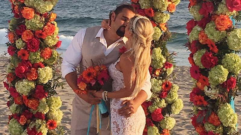 lana and rusev still married