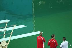 Organisers shut pool to treat green water