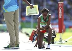 Athletics - Ethiopia's Diro runs on after lost shoe
