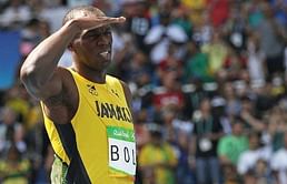 Early bird Usain Bolt coasts into 200m semis