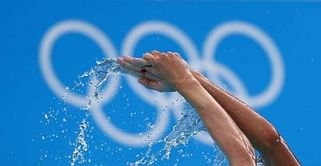 Synchronised: Russian 'mermaids' swim their way to gold again