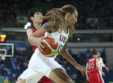 Basketball: U.S. women rout Japan to reach semi-finals