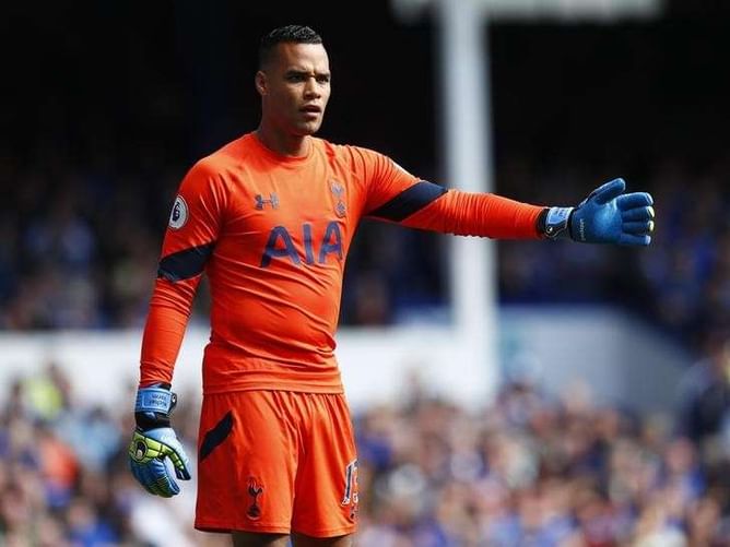 Pochettino backs Vorm to step up in Lloris absence