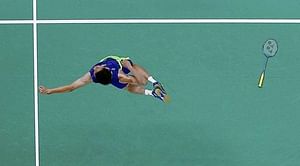Badminton - Lee to bear Malaysia's burden alone, again