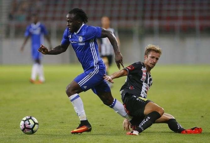 Grateful Moses keen to repay Conte's faith at Chelsea