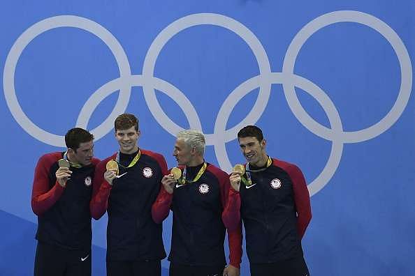 Rio 2016: USA swimmer Ryan Lochte held at gunpoint in Brazil