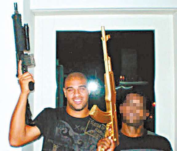 Ex-Brazilian striker Adriano now wielding guns for drug running gang in Rio