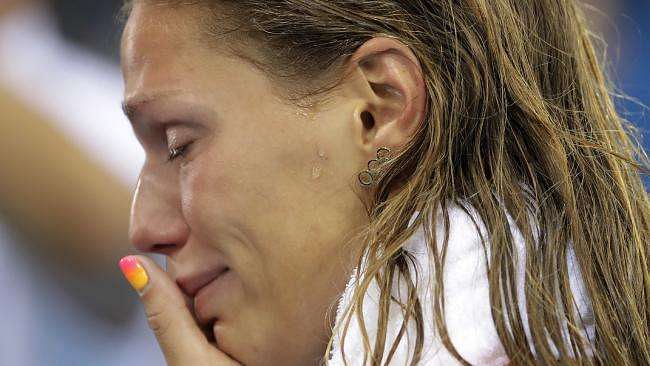 Rio Olympics 2016: Russian swimmer Efimova in tears after losing to USA’s King