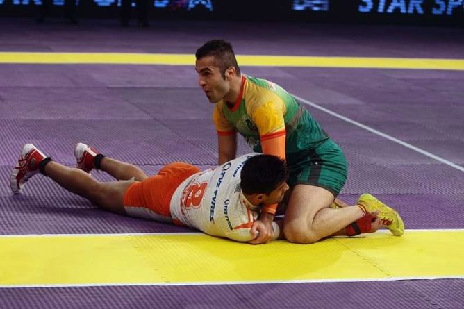 Fazel Atrachali, best defender of Pro Kabaddi League season 4