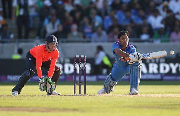 5 occasions when MS Dhoni failed to finish a run chase