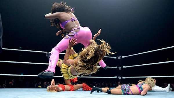 naomi wrestling moves names