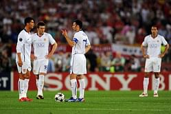 Solskjaer: Ryan Giggs pinned Cristiano Ronaldo against the wall for getting Coke to breakfast