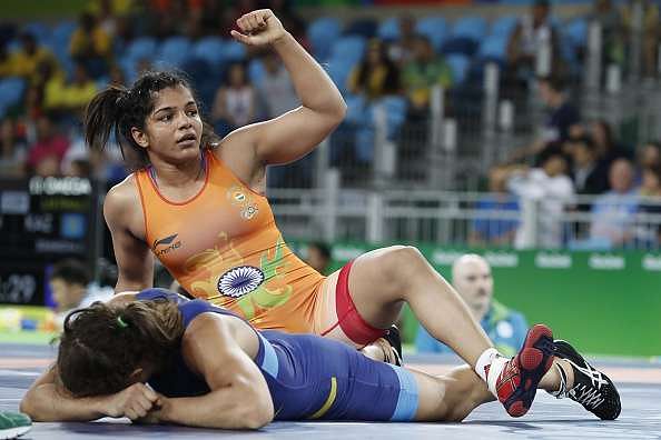 Rio Olympic Indian Wrestling: Sakshi Malik And Vinesh Phogat Win ...