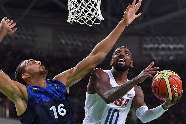 Rio Olympics 2016: US struggle with close win over France in men's basketball