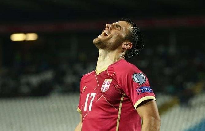 Battling Ireland hold Serbia to 2-2 draw