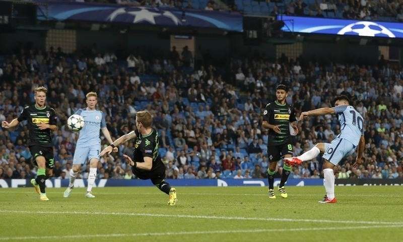 Aguero hat-trick helps Man City to defeat Moenchengladbach