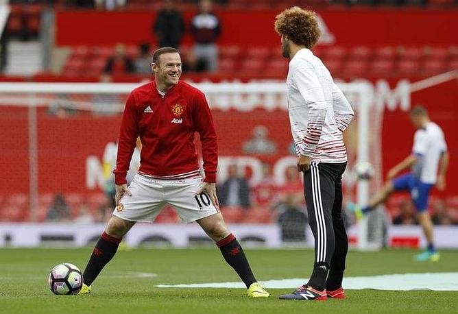 Man United's Rooney benched for Leicester game