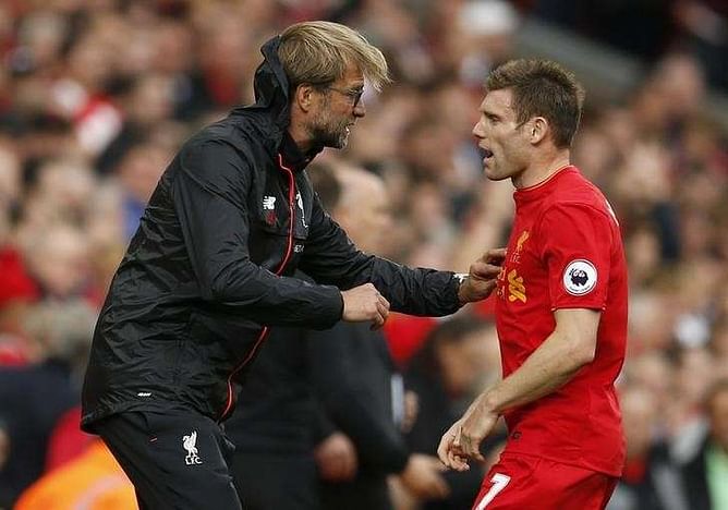 Liverpool crush Hull to boost title credentials
