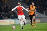 HULL, ENGLAND - MARCH 08: Calum Chambers of Arsenal is challenged by David Meyler of Hull City during the Emirates FA Cup Fifth Round Replay match between Hull City and Arsenal at KC Stadium on March 8, 2016 in Hull, England. (Photo by Michael Regan/Getty Images)