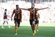 BURNLEY, ENGLAND - SEPTEMBER 10: Robert Snodgrass of Hull City celebrates scoring his sides first goal during the Premier League match between Burnley and Hull City at Turf Moor on September 10, 2016 in Burnley, England. (Photo by Alex Morton/Getty Images)