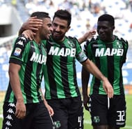 REGGIO NELL'EMILIA, ITALY - SEPTEMBER 18: Gregoire Defrel of US Sassuolo celebrates after scoring the goal 2-0 during the Serie A match between US Sassuolo and Genoa CFC at Mapei Stadium - Citta' del Tricolore on September 18, 2016 in Reggio nell'Emilia, Italy. (Photo by Giuseppe Bellini/Getty Images)