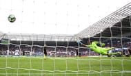 SWANSEA, WALES - SEPTEMBER 24: Fernando Llorente of Swansea City scores his sides first goal during the Premier League match between Swansea City and Manchester City at the Liberty Stadium on September 24, 2016 in Swansea, Wales. (Photo by Michael Steele/Getty Images)