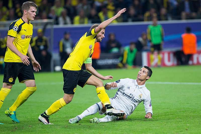 Uefa Cl 16 17 Cristiano Ronaldo Could Face A Potential Ban For Kicking Dortmund S Marcel Schmelzer