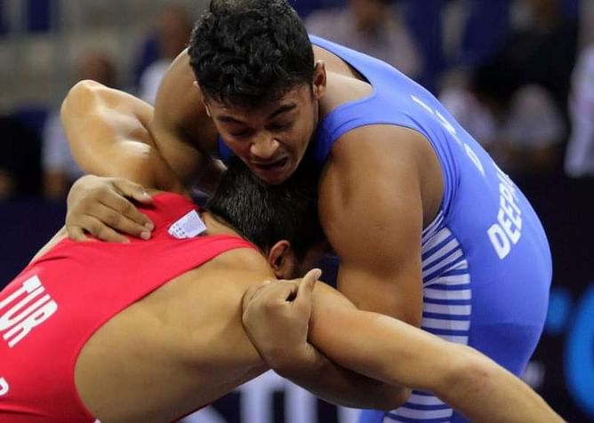 Deepak Punia wins gold in the World Cadet Wrestling Championships