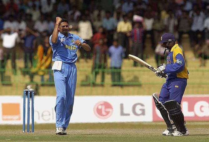 A memorable duel between birthday twins - Aravinda de Silva & Anil Kumble