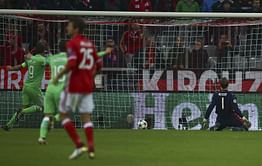 Bayern ease past PSV to rediscover winning form
