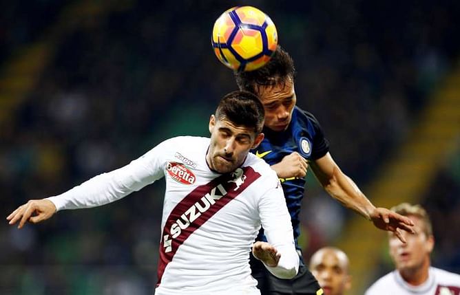 Relief for De Boer as Icardi gives Inter late win