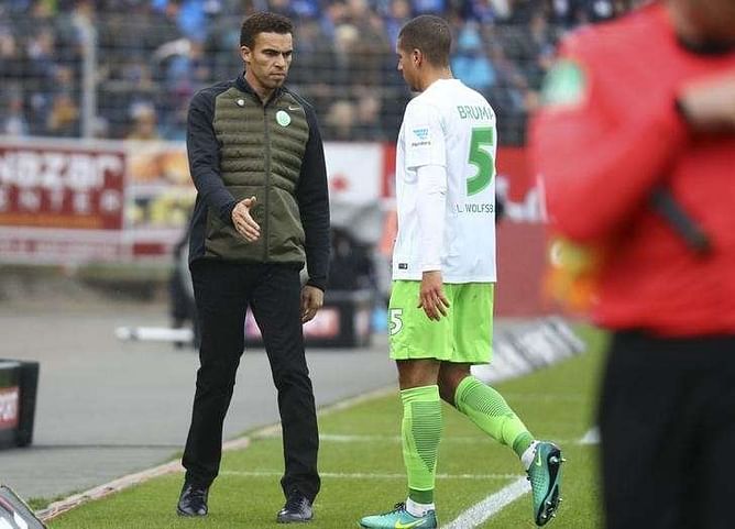 Crisis-hit Leverkusen, Wolfsburg desperate for success