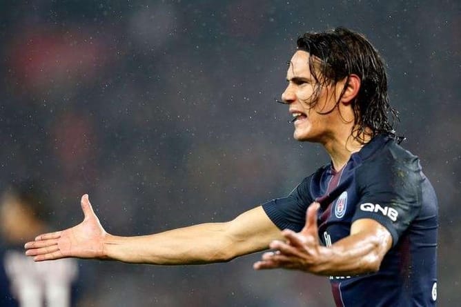 10 out of 10 for Cavani as PSG beat Lille