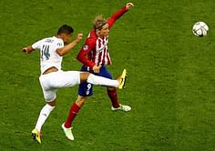 Casemiro undergoes new test, fracture not completely healed